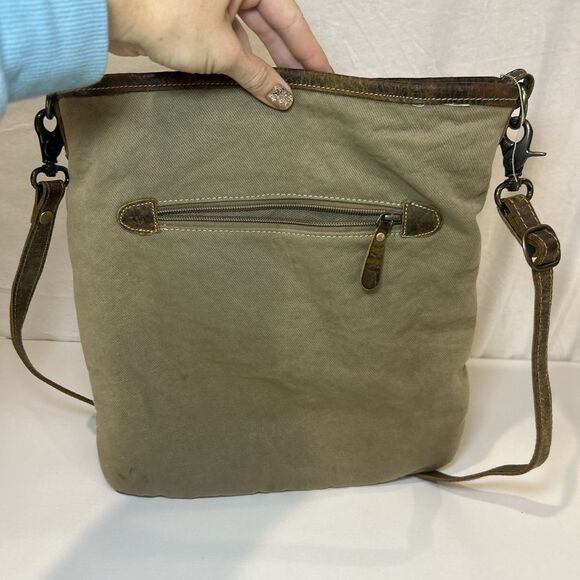 Myra Sand Weaver Upcycled Rug Canvas Leather Crossbody Bag Boho Southwest - Picture 3 of 10